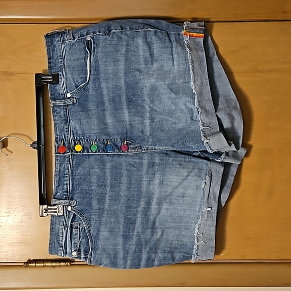 torrid Pants - Torrid Jean Shorts 24 (Pride)